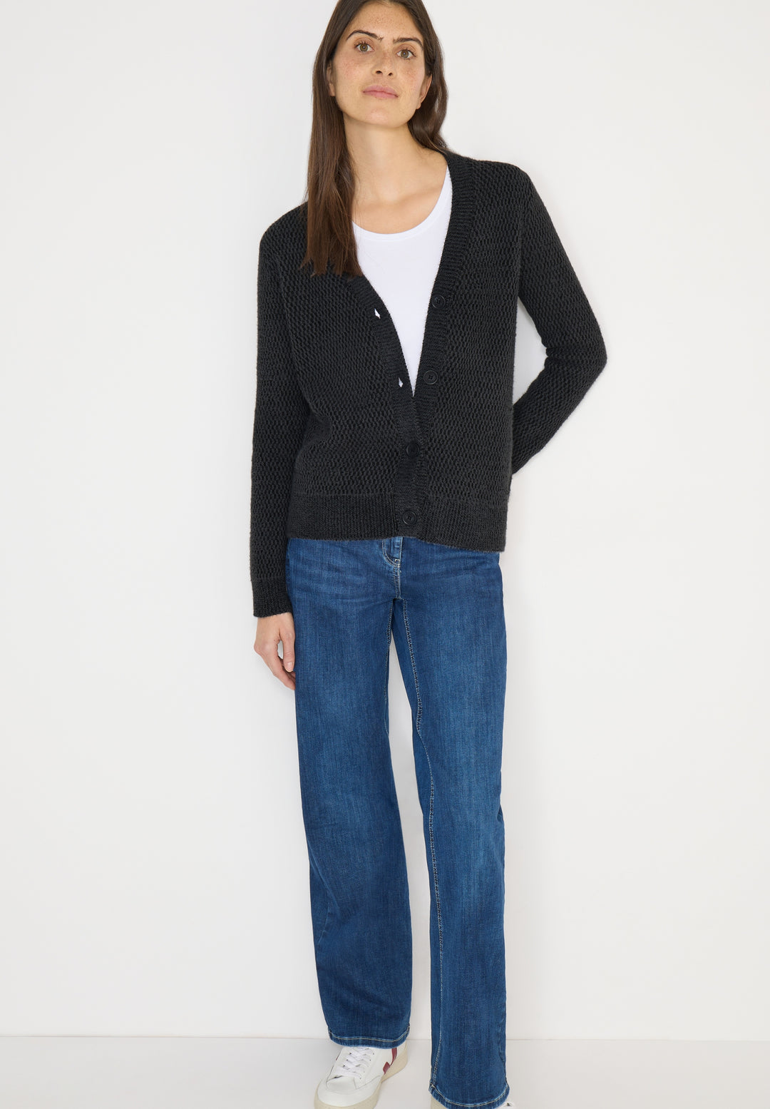 Featheryarn Cardigan, Black 20001 Bild 5