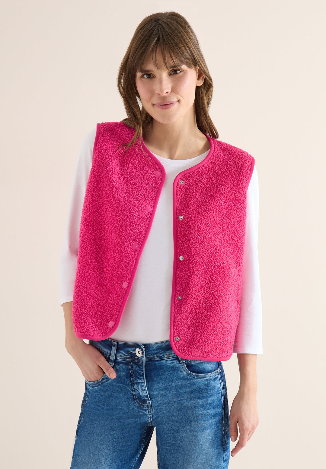 NOS Curly Fake Wool Vest, beetroot pink 17492 Bild 3