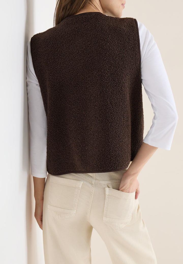 NOS Curly Fake Wool Vest, macchiato brown 17493 Bild 4