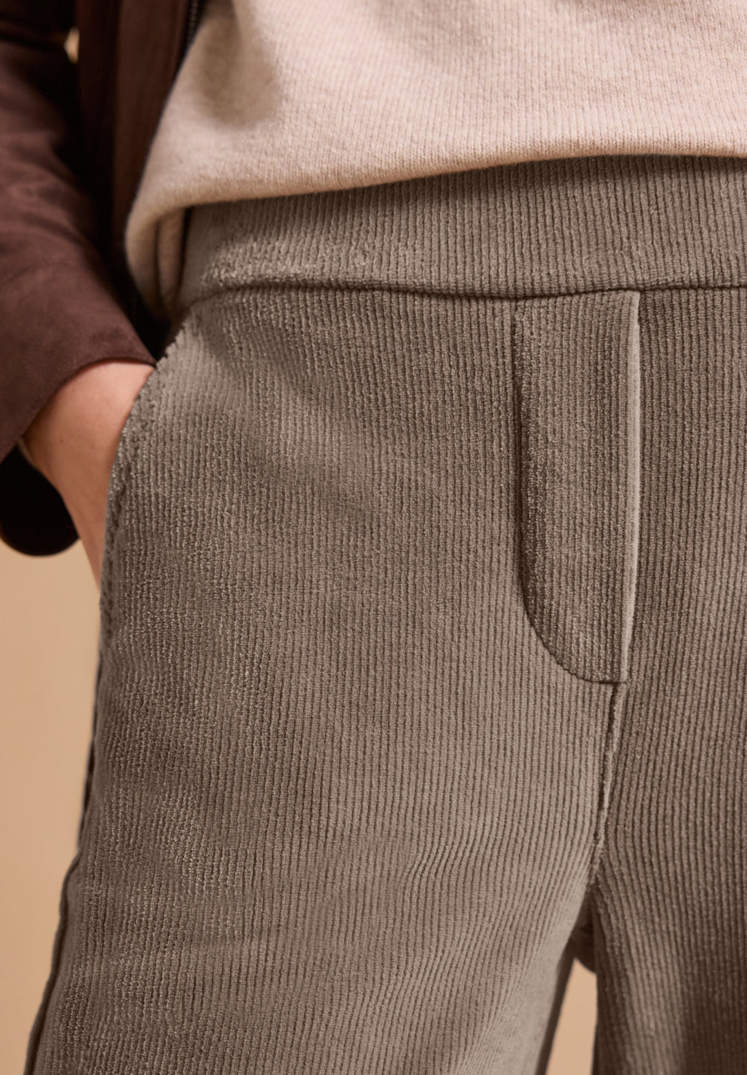 NOS Style Neele Soft Corduroy, earthy taupe 17748 Bild 6