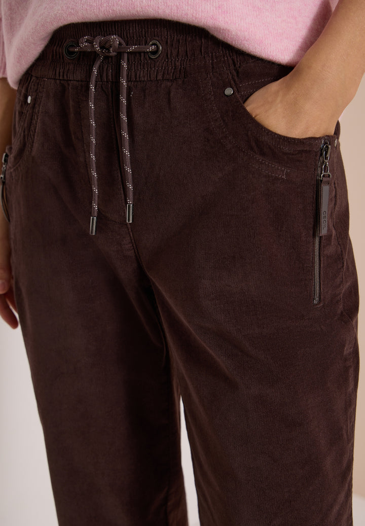 NOS Style Tracey Fine Corduroy, truffle brown 17747 Bild 6