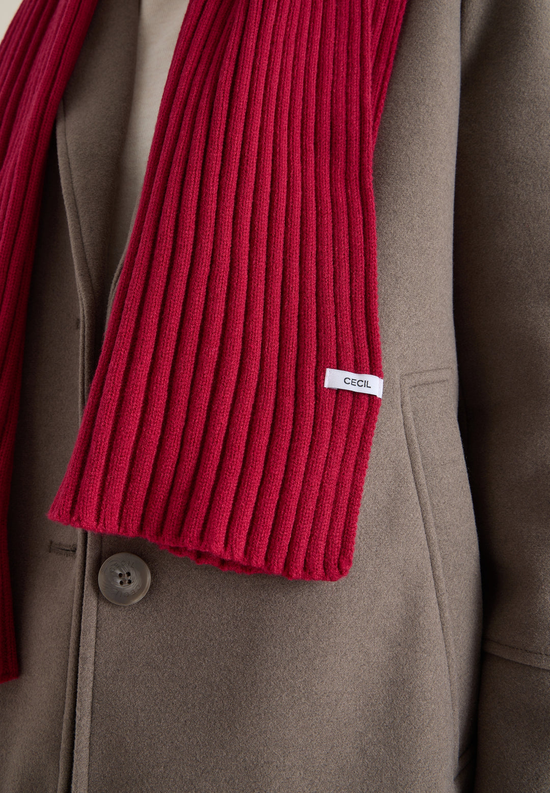 O_ TOS Solid Knit Scarf, beaujolais red 16710 Bild 6