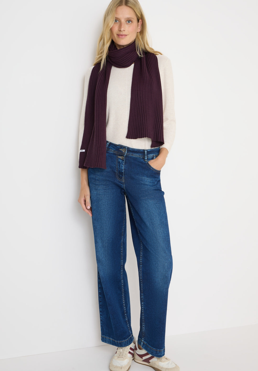 O_ TOS Solid Knit Scarf, dark plum 16544 Bild 4