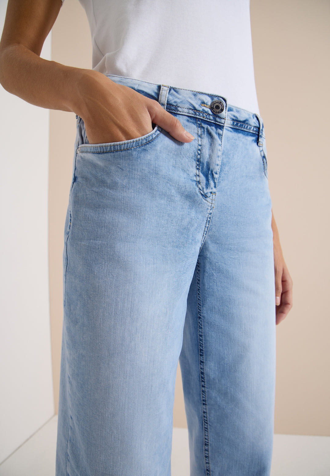 Style Neele Bleached Hem Detai, light blue random bleached 10512 Bild 6