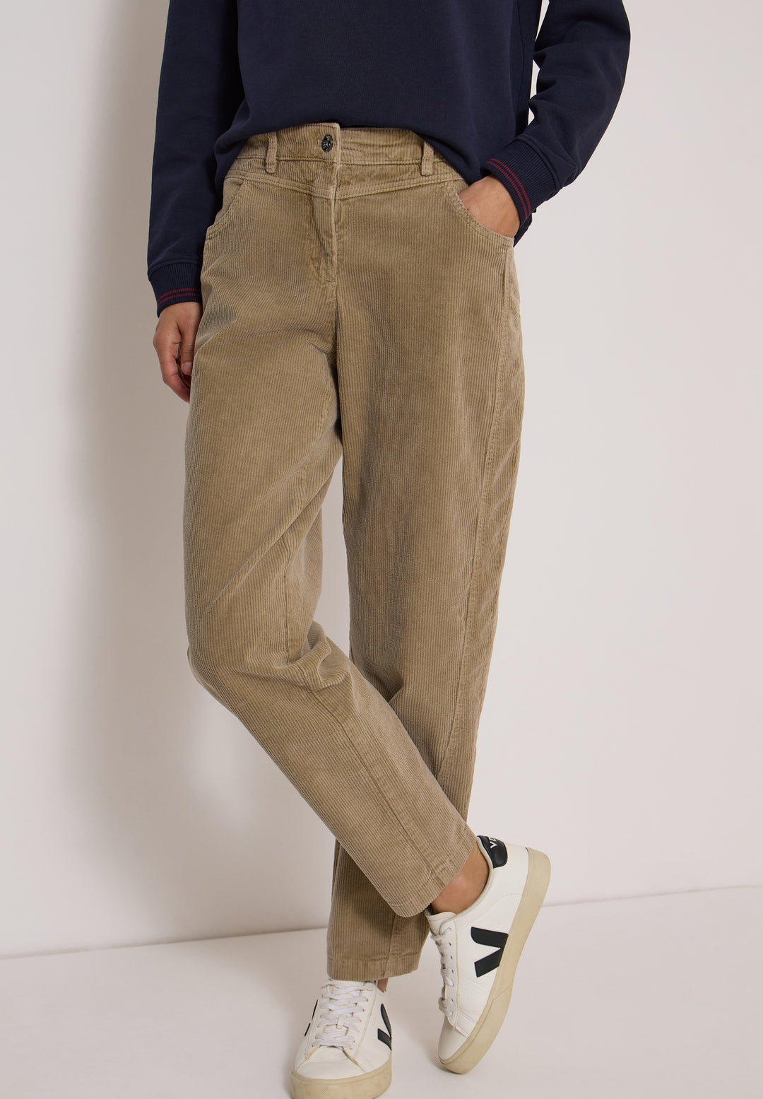 Style Scarlett Barrel Corduroy, creamy mocha 17766 Bild 6