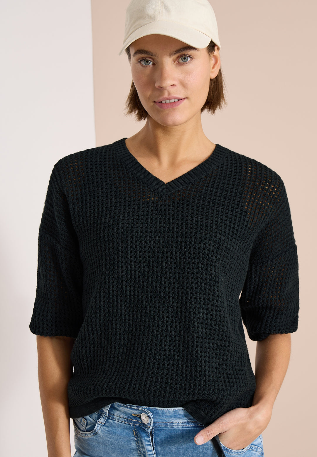 TOS_Crochet V-neck, palm breeze green 17672 Bild 3