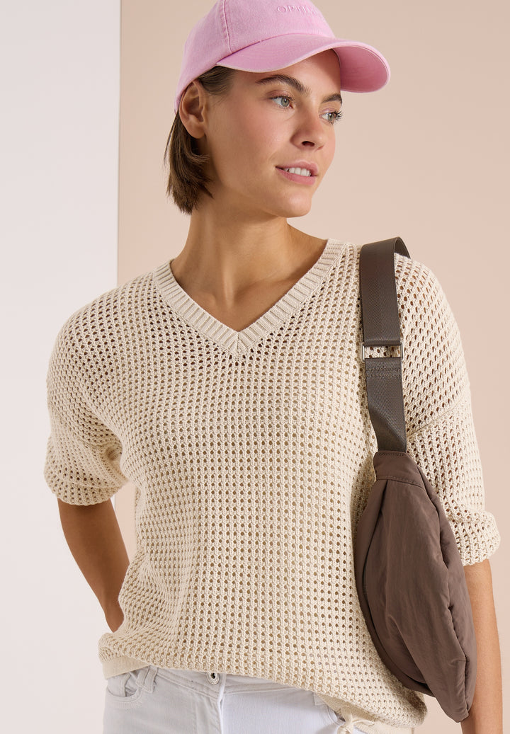 TOS_Crochet V-neck, pearl beige 16504 Bild 3