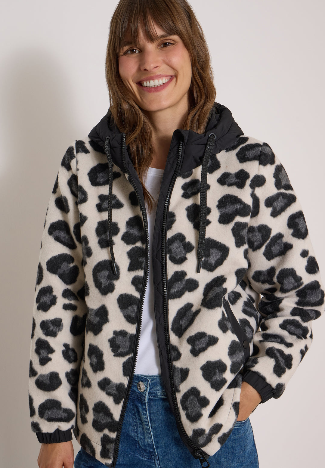 TOS Leo Wool Matmix Jacket, Black 30001 Bild 7