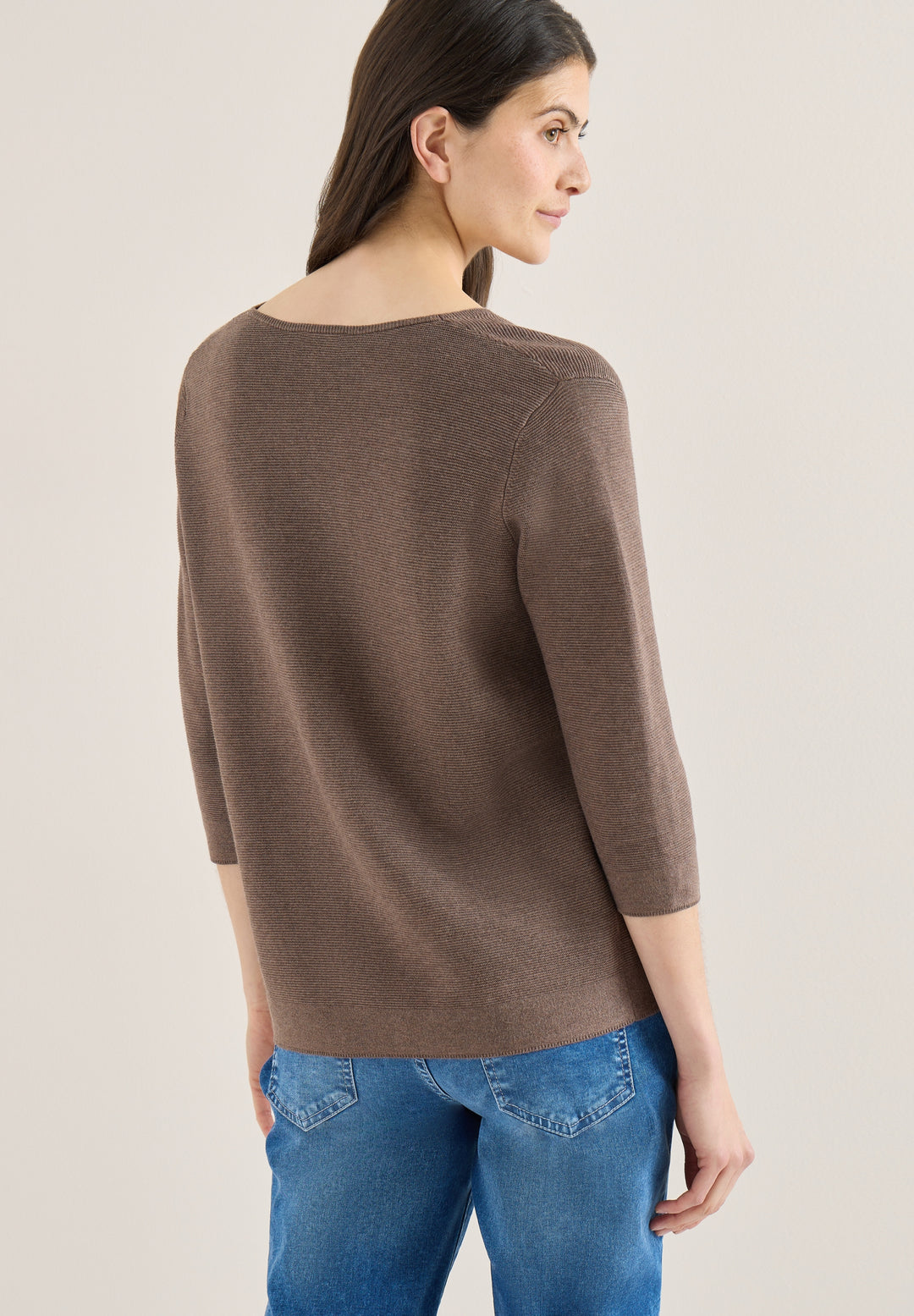 TOS_Structured V-neck, coffee taupe 17412 Bild 4
