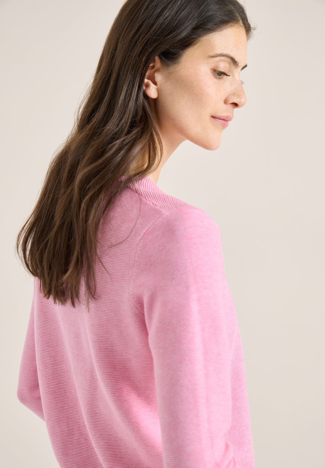TOS_Structured V-neck, flamingo rose 17491 Bild 7