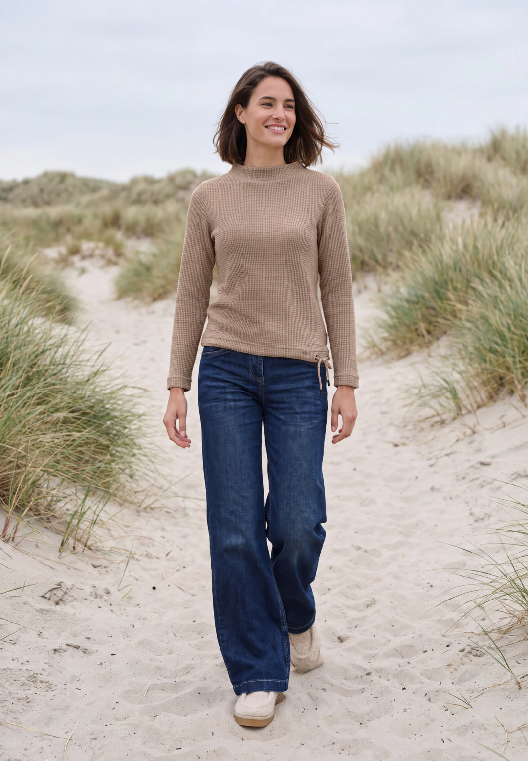 Waffle Structure Funnel Neck, creamy mocha melange 17796 Bild 5