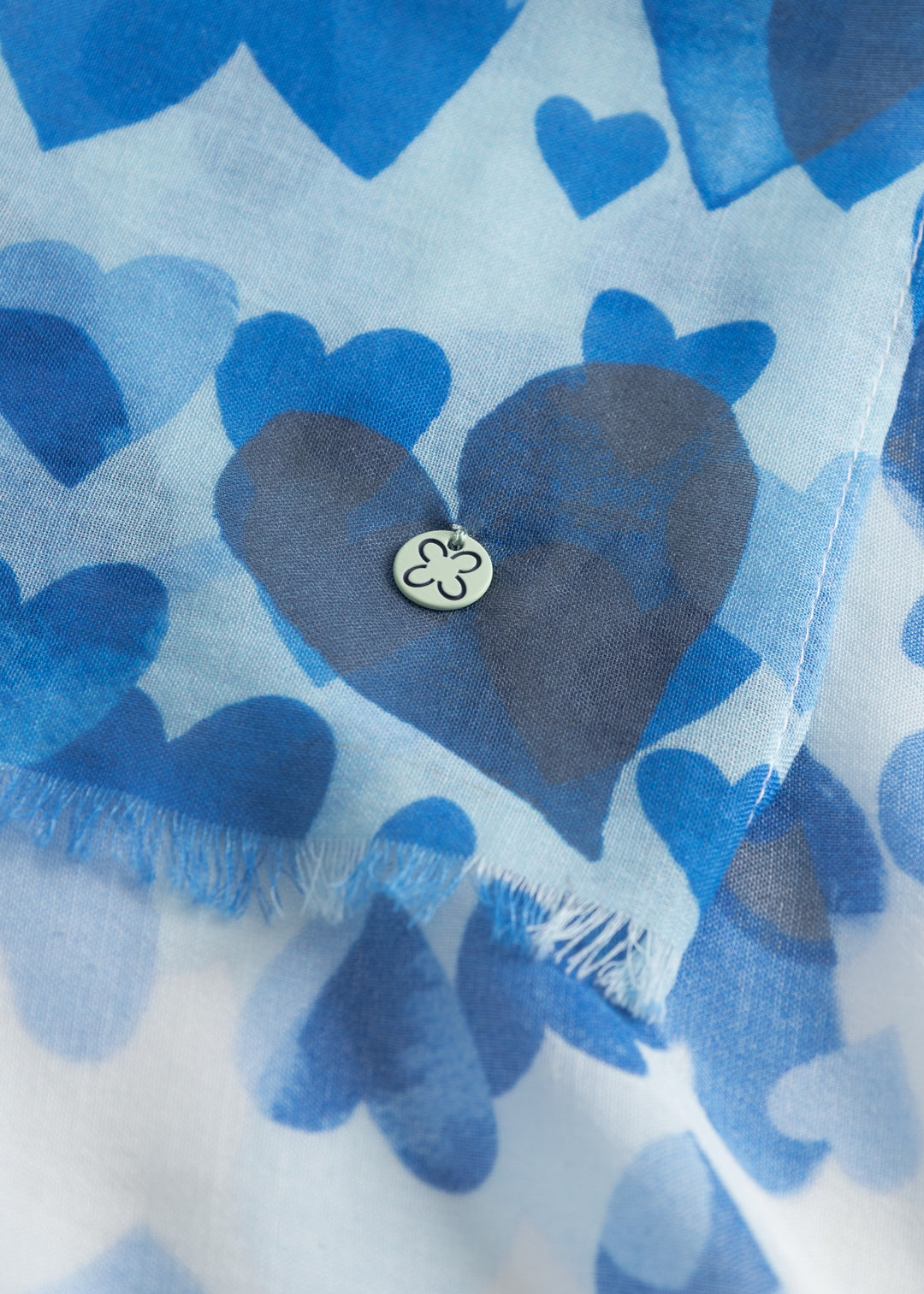 PRINTED SCARF MODAL/COTTON HEARTS blau-70X180CM, blau BLU2 Bild 3