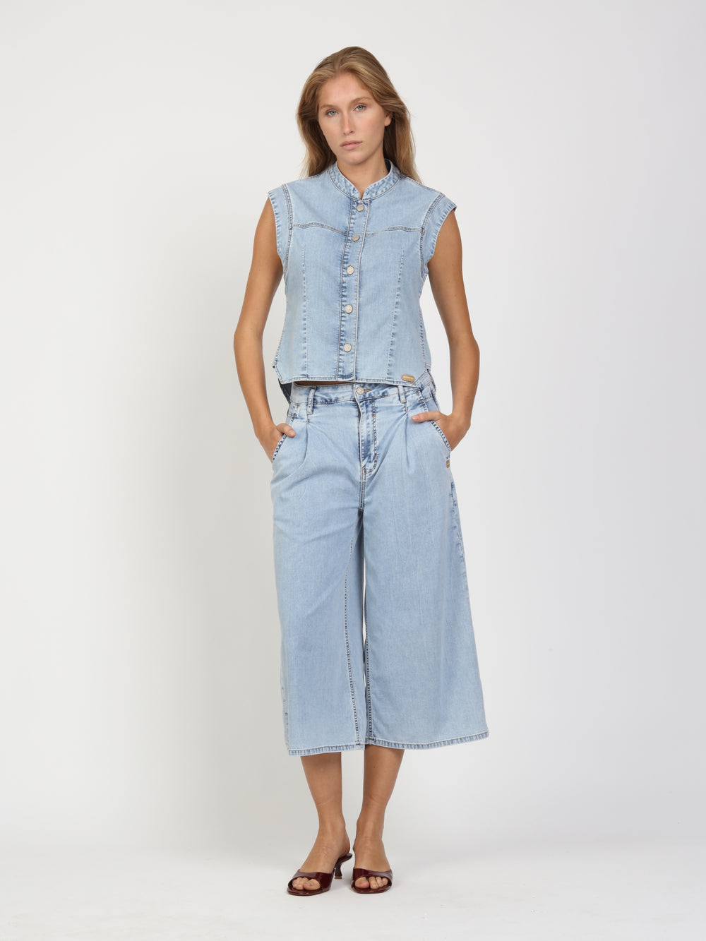 94LARA VEST, sunbleached 7456 Bild 2