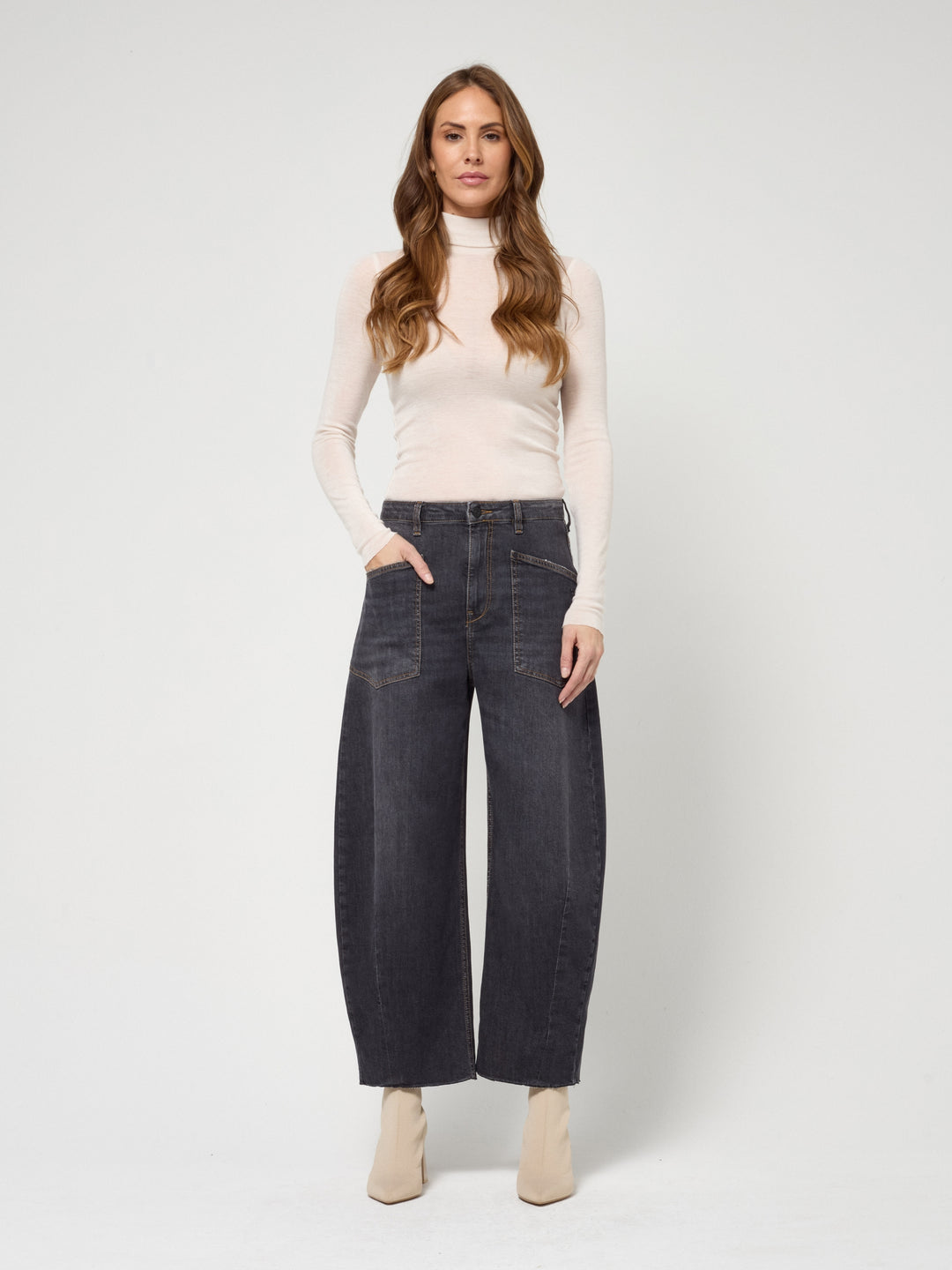 94ODINA, detached black wash 7977 Bild 3