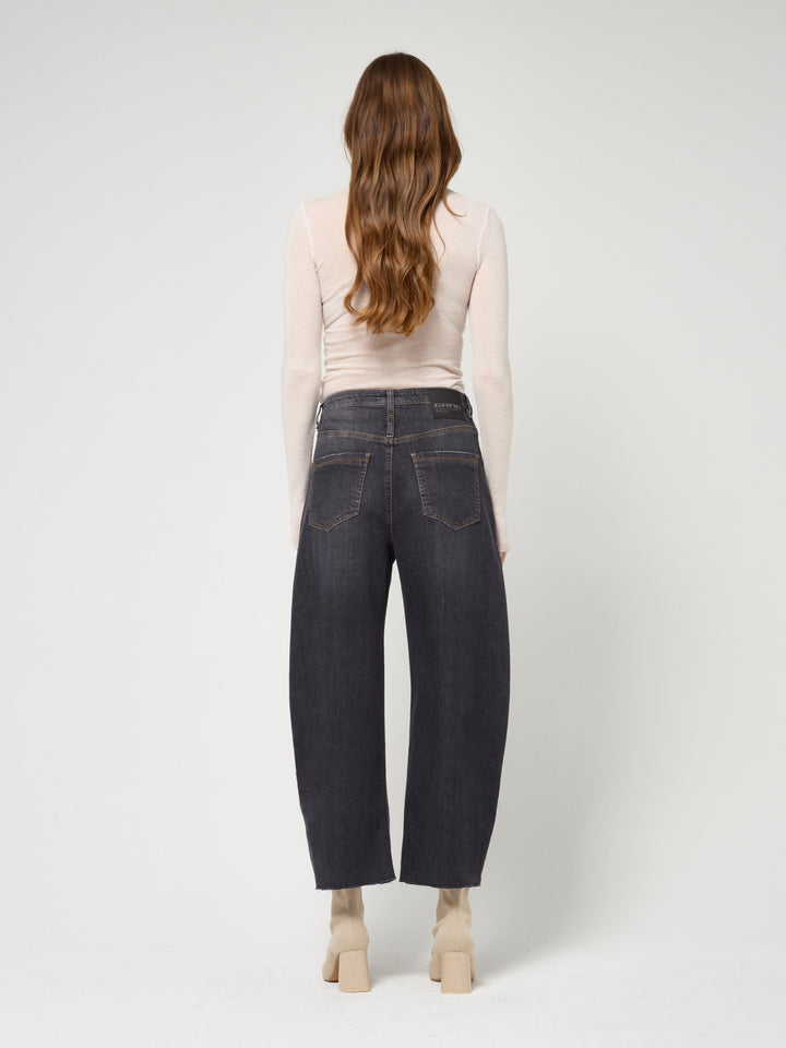 94ODINA, detached black wash 7977 Bild 5