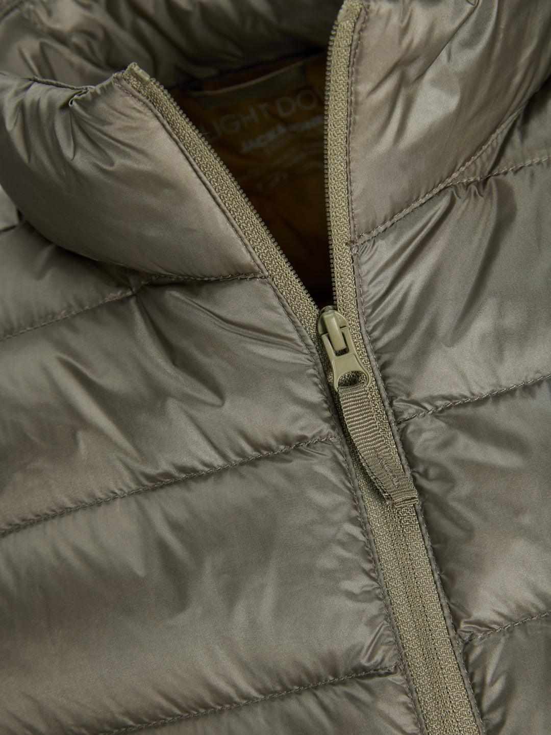 JJEBERG LIGHT DOWN BODYWARMER NOOS, Vetiver 176725 Bild 2