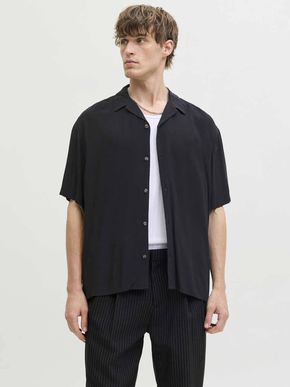 JJEJEFF RESORT SOLID SHIRT SS SN, Black 178012 Bild 2