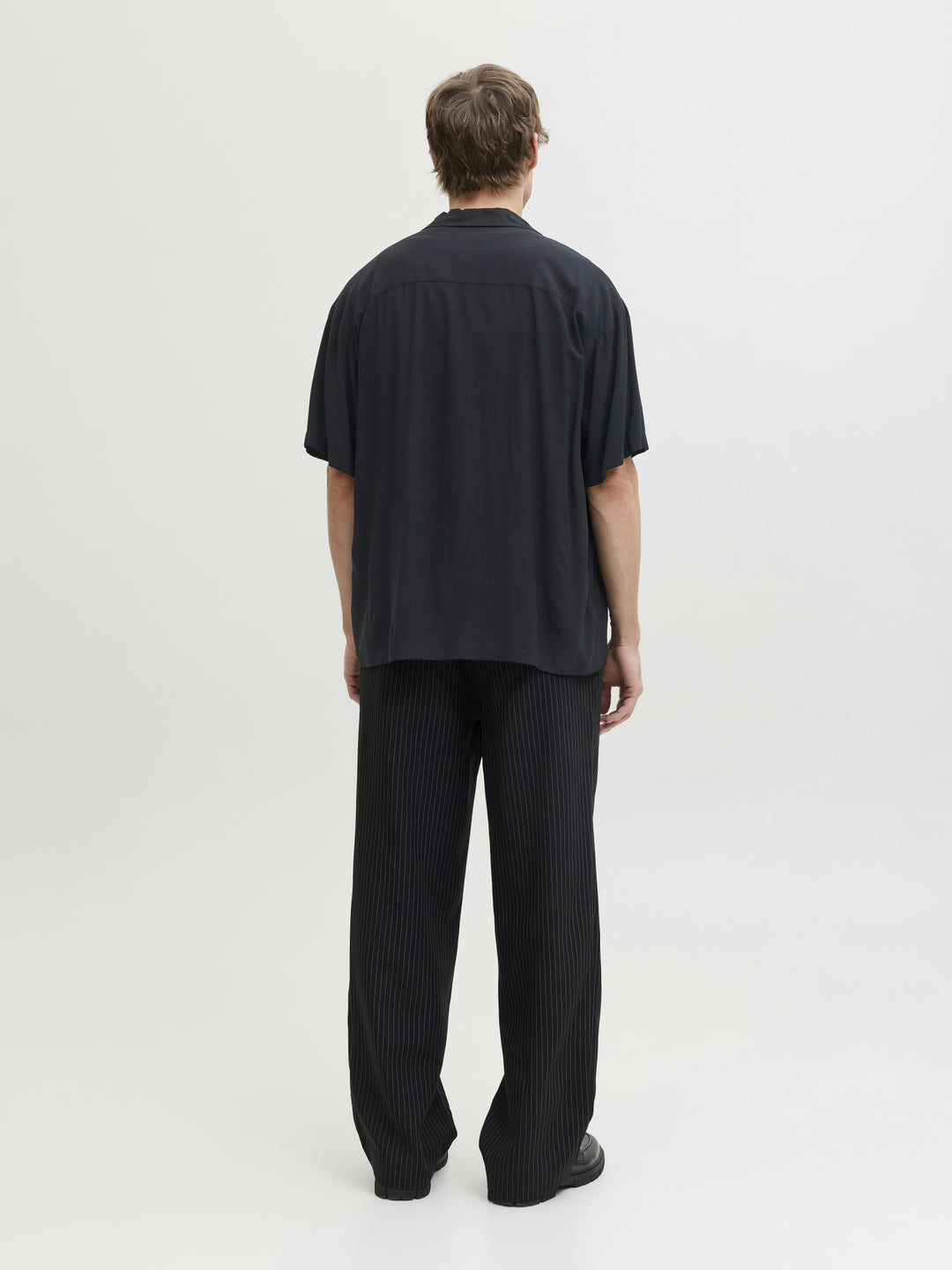 JJEJEFF RESORT SOLID SHIRT SS SN, Black 178012 Bild 6
