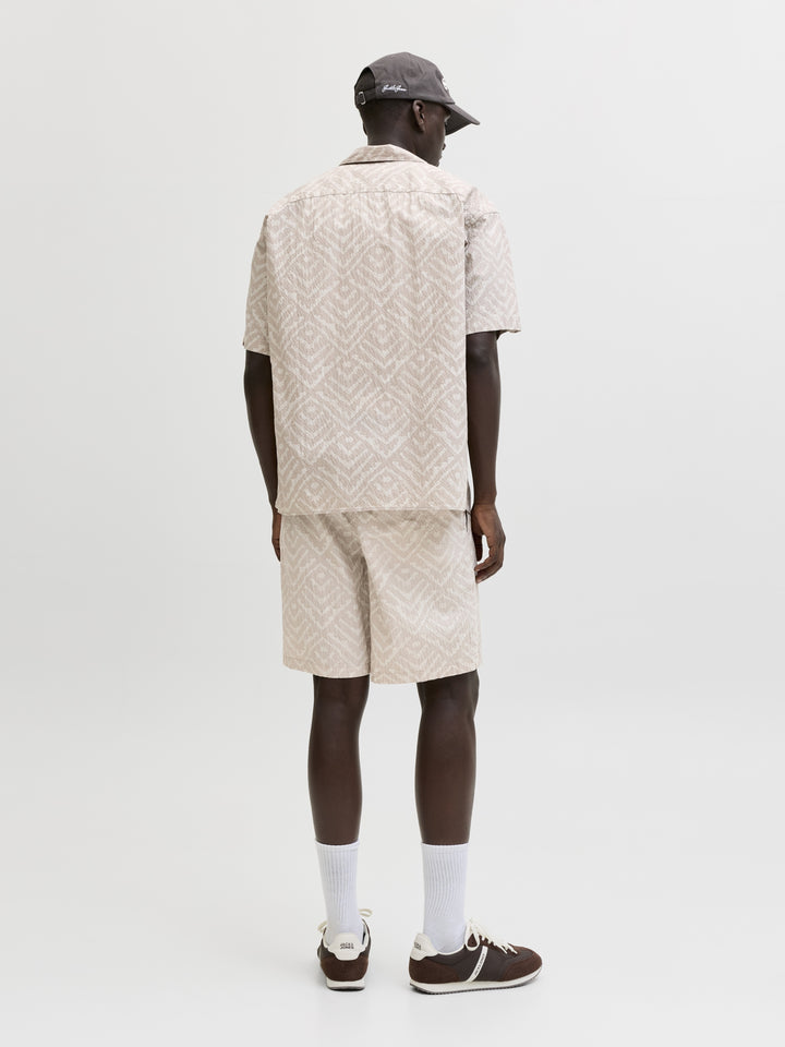 JJMILO SEERSUCKER RESORT SHIRT SS, Moonbeam/AOP 176631001 Bild 8