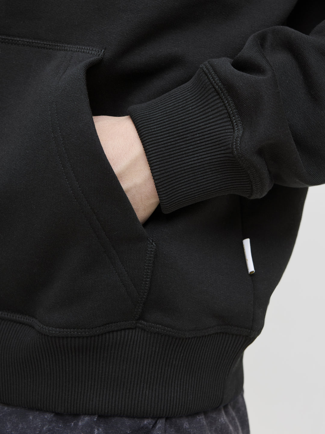 JORNORREBRO EMB SWEAT HOOD NOOS, Black 178012 Bild 6