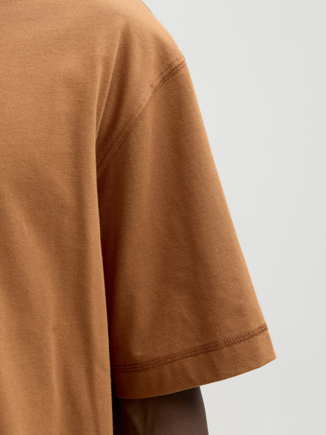 JORNORREBRO EMB TEE SS CREW NECK NO, Argan Oil 242504 Bild 3