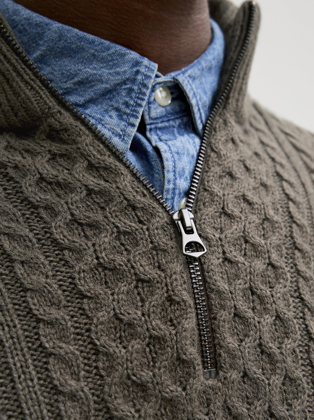JPRBLUSEAN KNIT CABLE HALF ZIP SN, Black Olive 176123 Bild 6