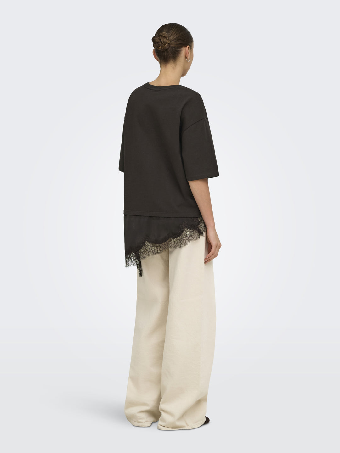 JDYALMA 2/4 LACE DETAIL T-SHIRT JRS, Chocolate Torte 244915 Bild 5
