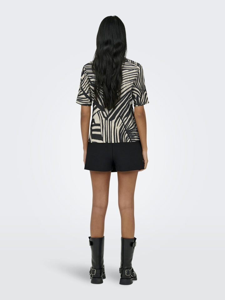 JDYDEBBIE S/S TOP JRS, Sandshell/BLACK TROPE 196843004 Bild 4