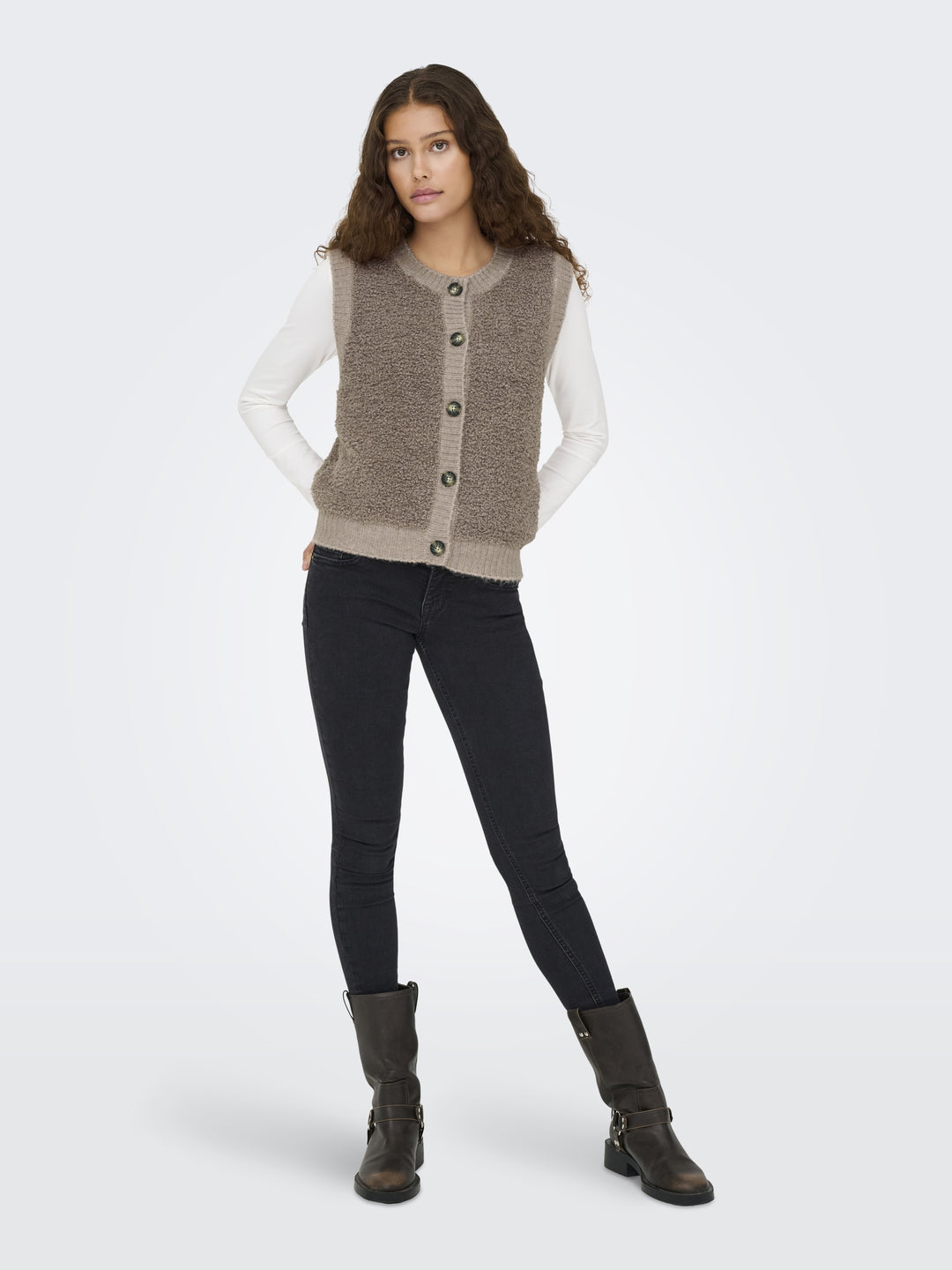 JDYEIRA LIFE S/L ON BUTTON VEST KNT, Mountain Trail 303881 Bild 3