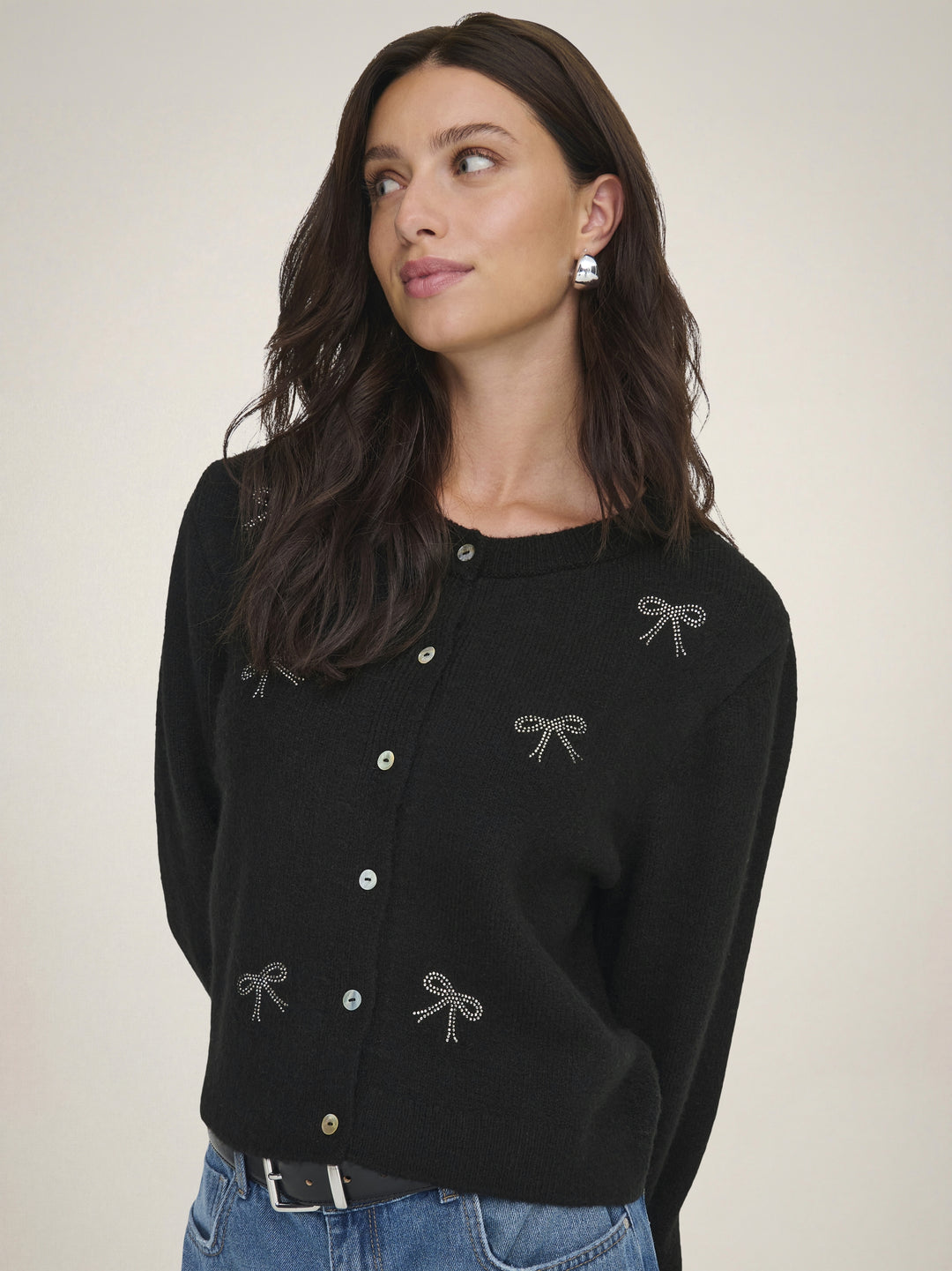JDYFAYE L/S O-NECK BOW CARDIGAN KNT, Black/W. SILVER RHINESTONE BOWS 177911001 Bild 7