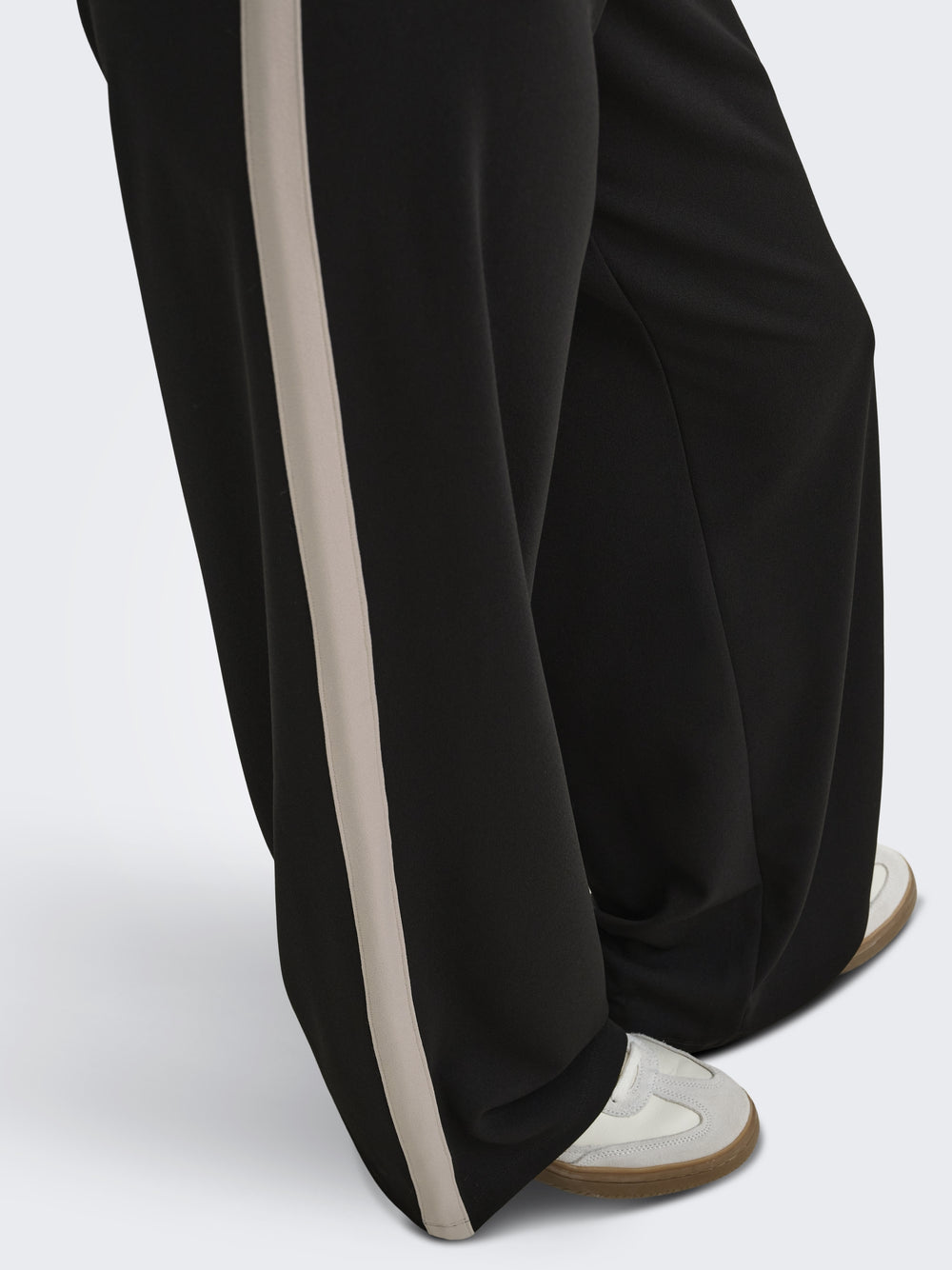 JDYGEGGO LIFE WIDE PANEL PANT JRS, Black/CHATEAU GRAY PANEL 177911001 Bild 2