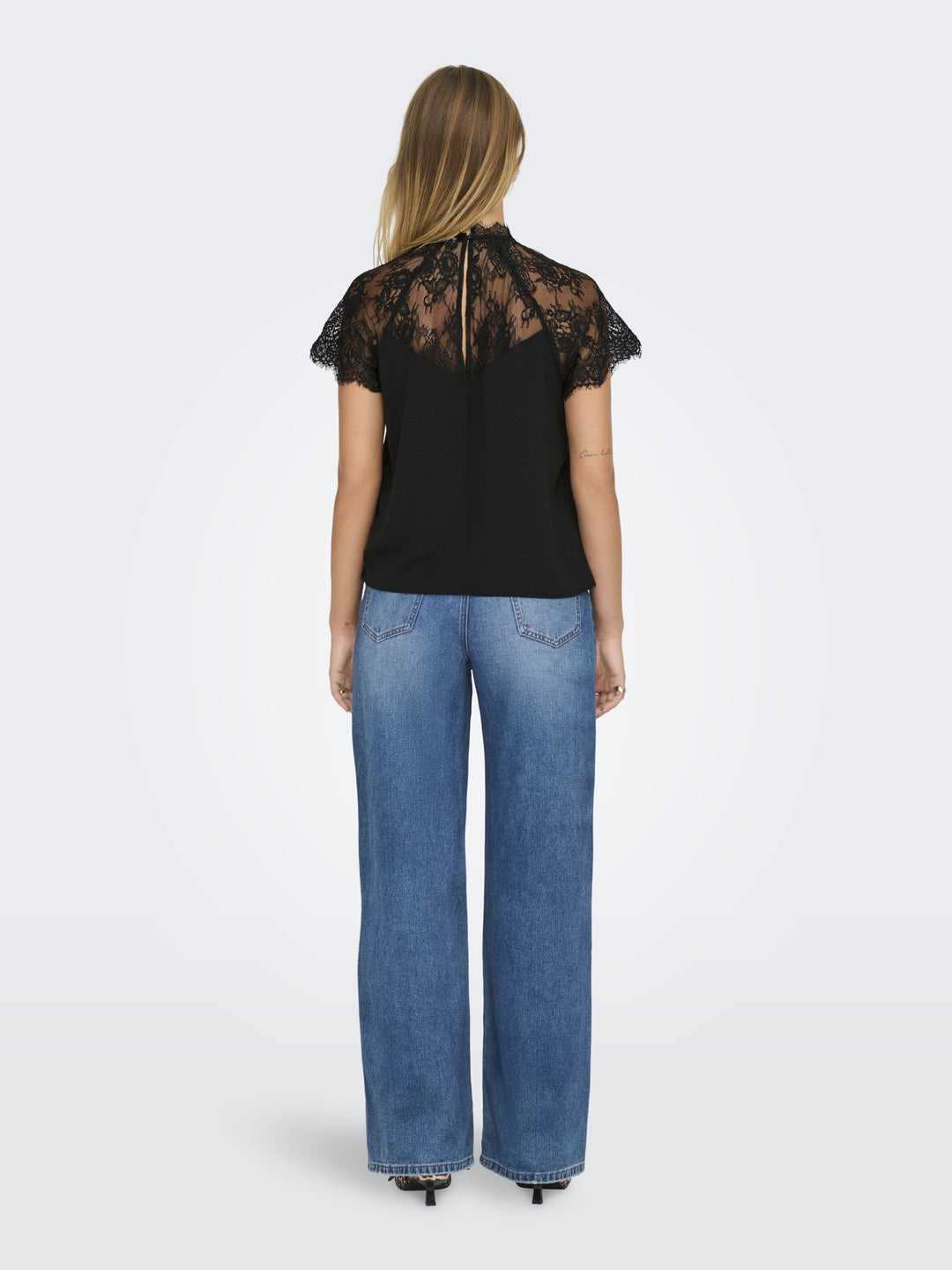 JDYLION S/S LACE TOP WVN DIA, Black 177911 Bild 5