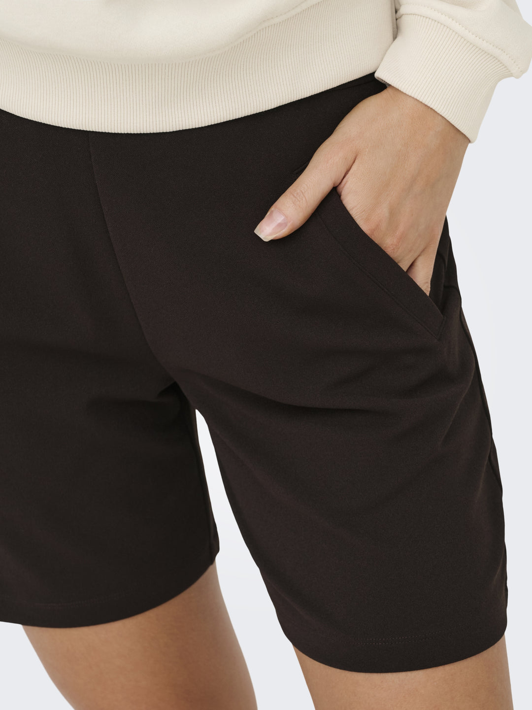 JDYLOUISVILLE CATIA LIFE SHORTS JRS, Chocolate Torte 244915 Bild 7