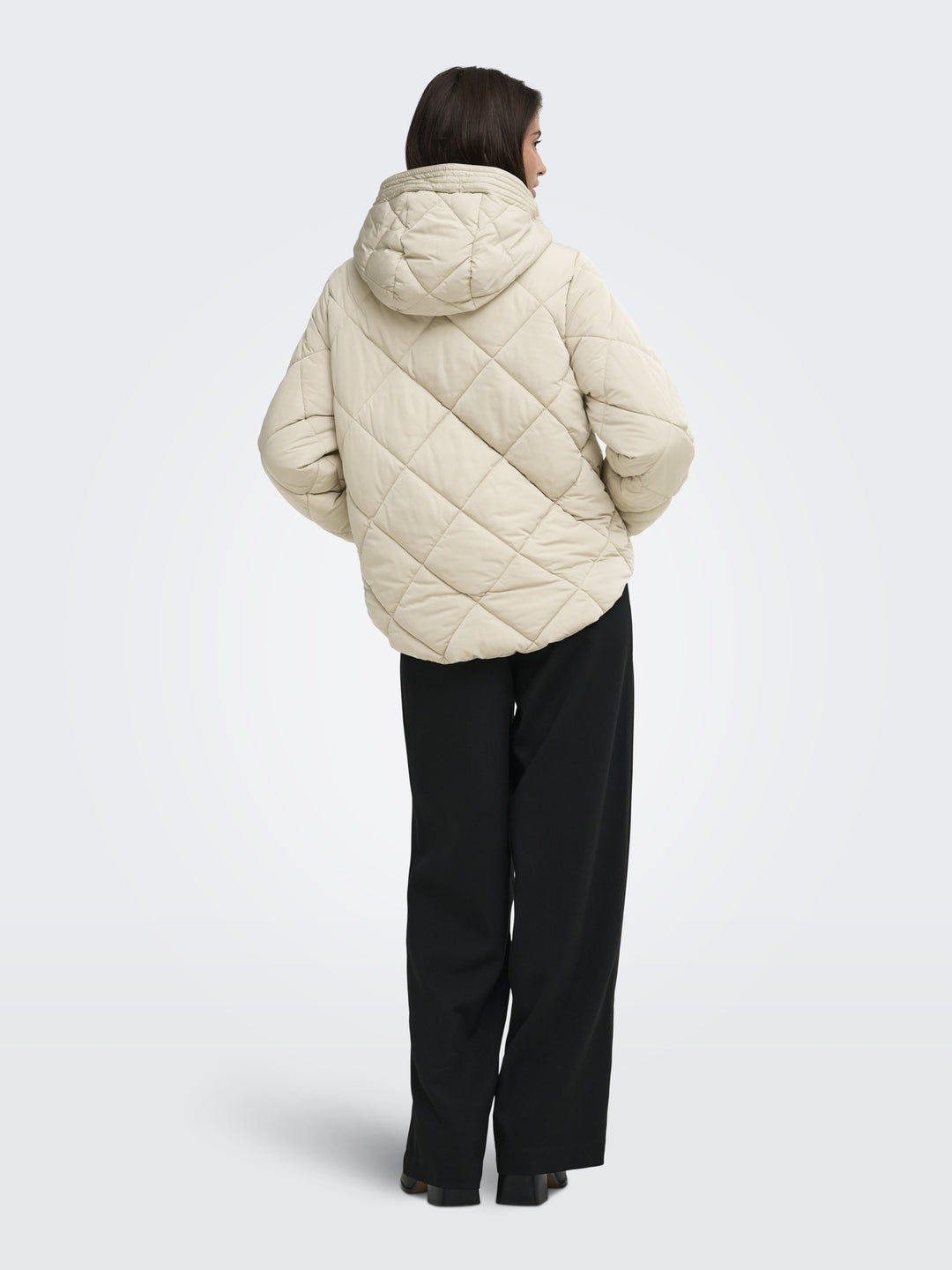 JDYVIOLET SHORT HOOD PUFFER OTW YFM, Silver Lining/CONTRAST KELP 264895001 Bild 5