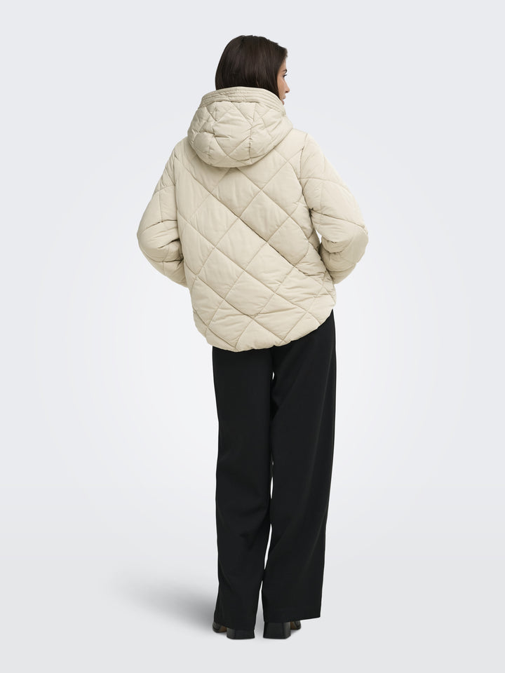 JDYVIOLET SHORT HOOD PUFFER OTW YFM, Silver Lining/CONTRAST KELP 264895001 Bild 5