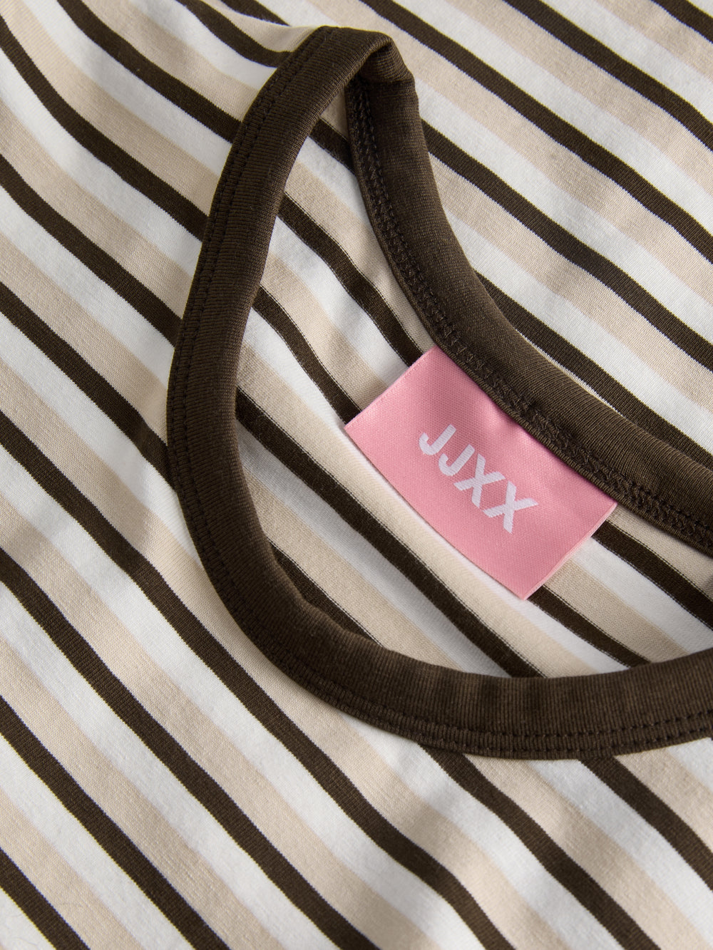 JXGIGI STR SS STRIPE TEE JRS EXP LN, Cloud Dancer/Oatmeal & Demitasse 177642001 Bild 2