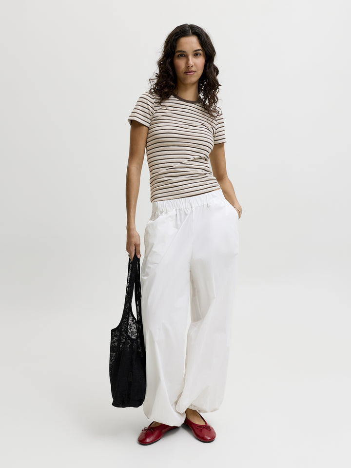 JXGIGI STR SS STRIPE TEE JRS EXP LN, Cloud Dancer/Oatmeal & Demitasse 177642001 Bild 4