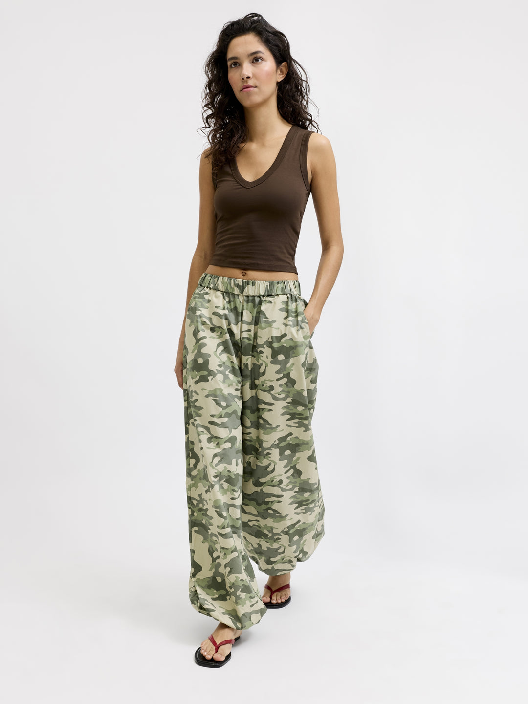 JXSARA BALLON MW PANTS WVN LN, Olive Night/CAMO 176065001 Bild 9