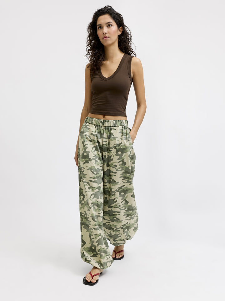 JXSARA BALLON MW PANTS WVN LN, Olive Night/CAMO 176065001 Bild 9