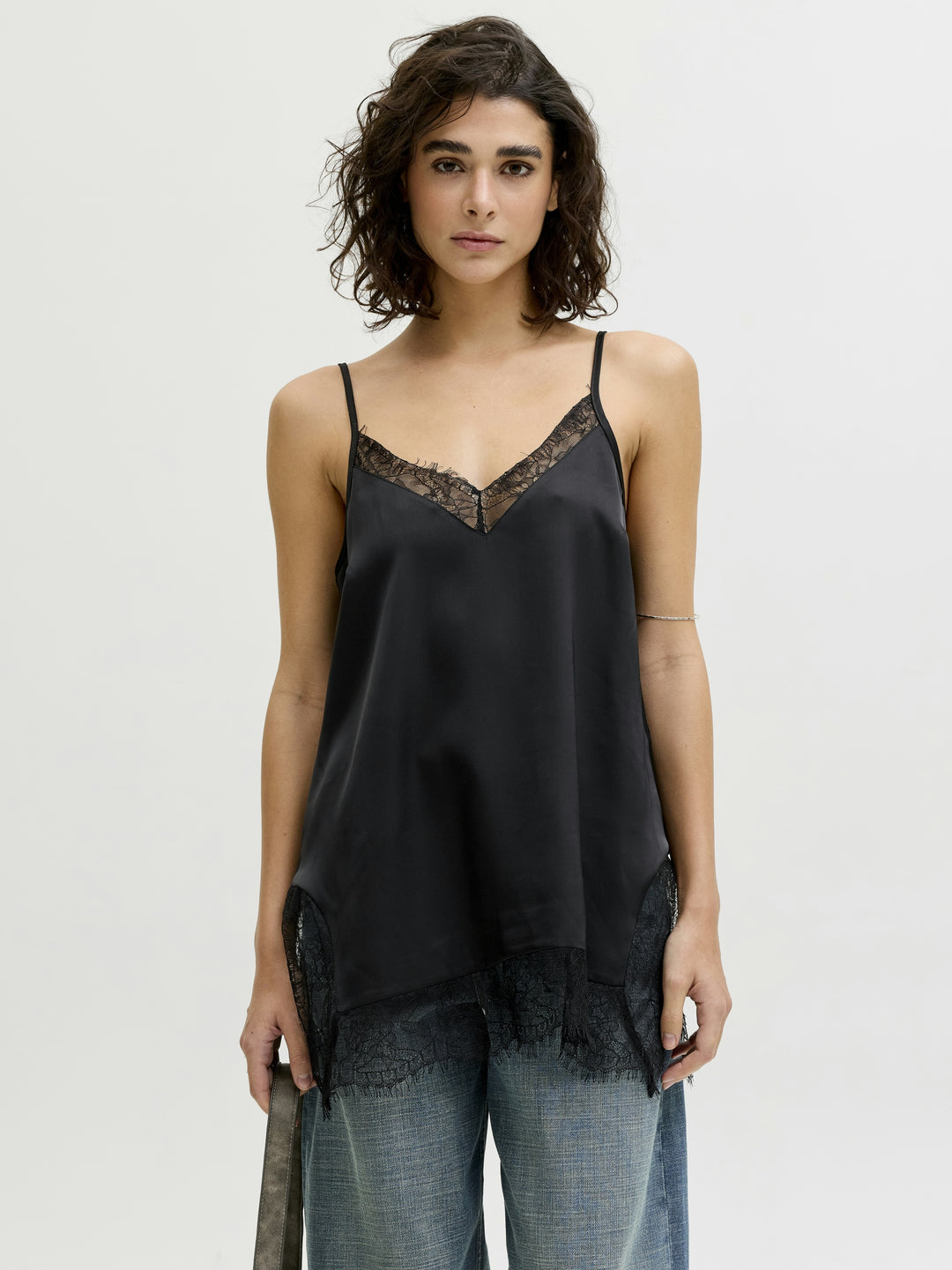 JXVIMA SINGLET SATIN LACE LONG TOP, Black 178012 Bild 5