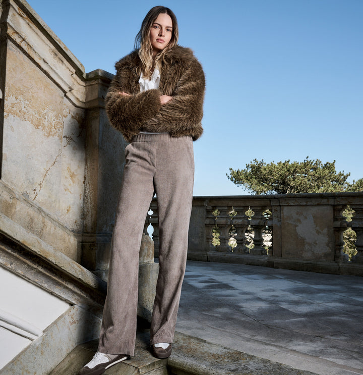 CHIARA, oxide brown 242 Bild 7