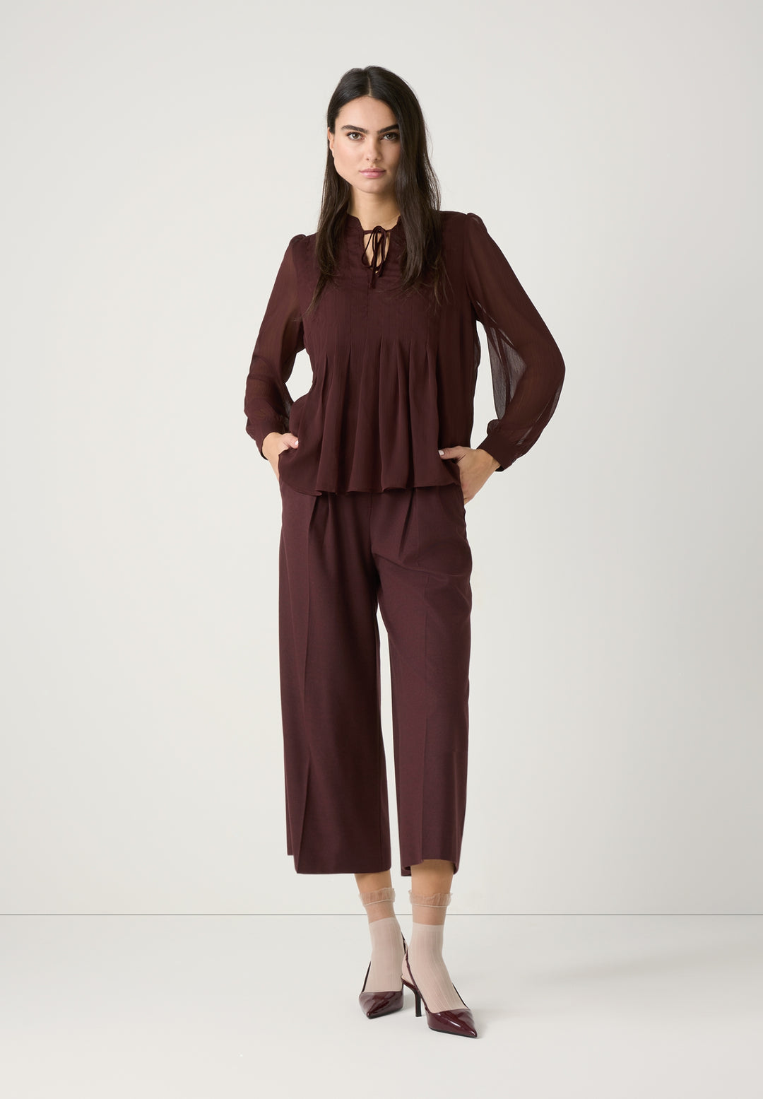 Blouse with Pleats, raisin brown 0284 Bild 4