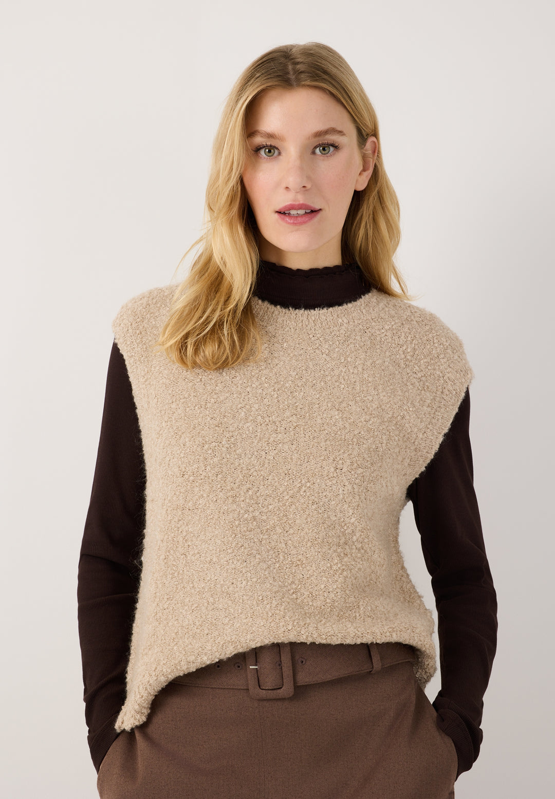 Bouclé Melange Pullunder, almond melange 0218 Bild 3