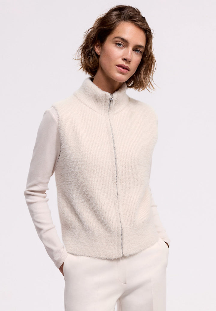 Fuzzy Knit Vest, powder cream 0031 Bild 3