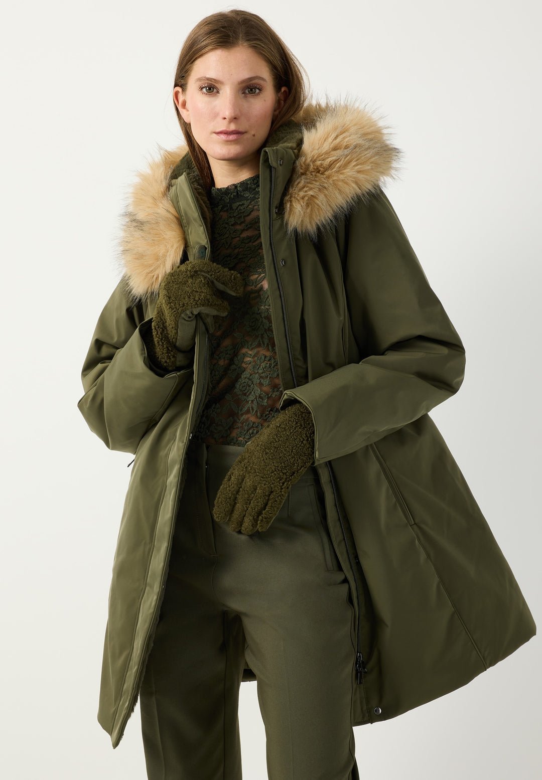 Padded Parka w  Hood, dark olive 0687 Bild 3