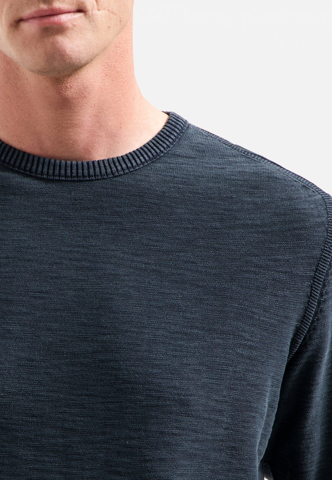 Pullover Crewneck Garment Dyed + Stone Washed, Night 078 Bild 7
