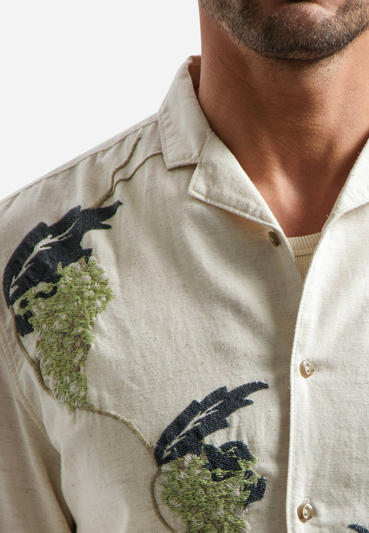 Shirt Short Sleeve Placed Embroidery, Green 050 Bild 7