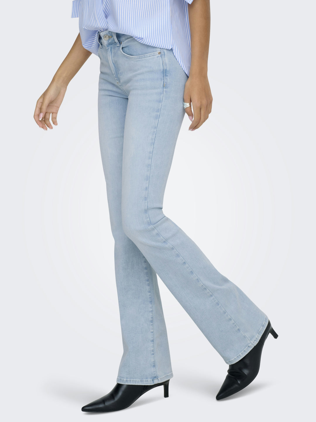 ONLBLUSH MID FLARED DNM CRO495 NOOS, Light Blue Bleached Denim 276598 Bild 5