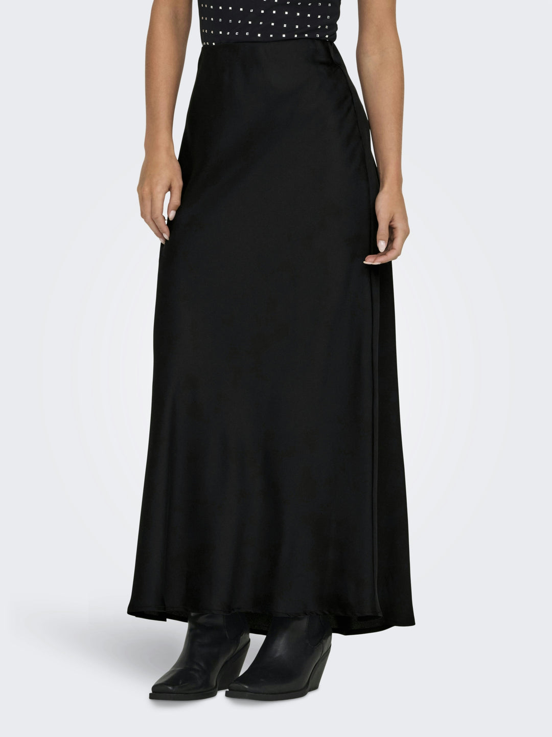 ONLCHIGO ANKEL SATIN SKIRT NOOS WVN, Black 177911 Bild 2