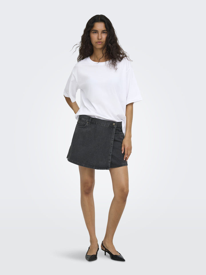 ONLELLIE REG DNM SKORT TAI, Washed Black 278217 Bild 6